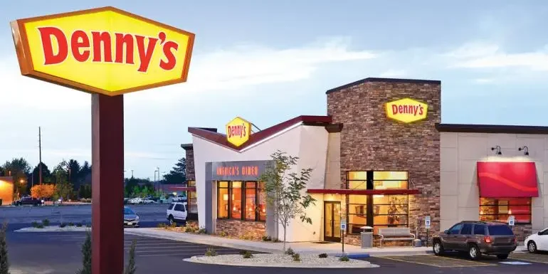 28_Dennys_11